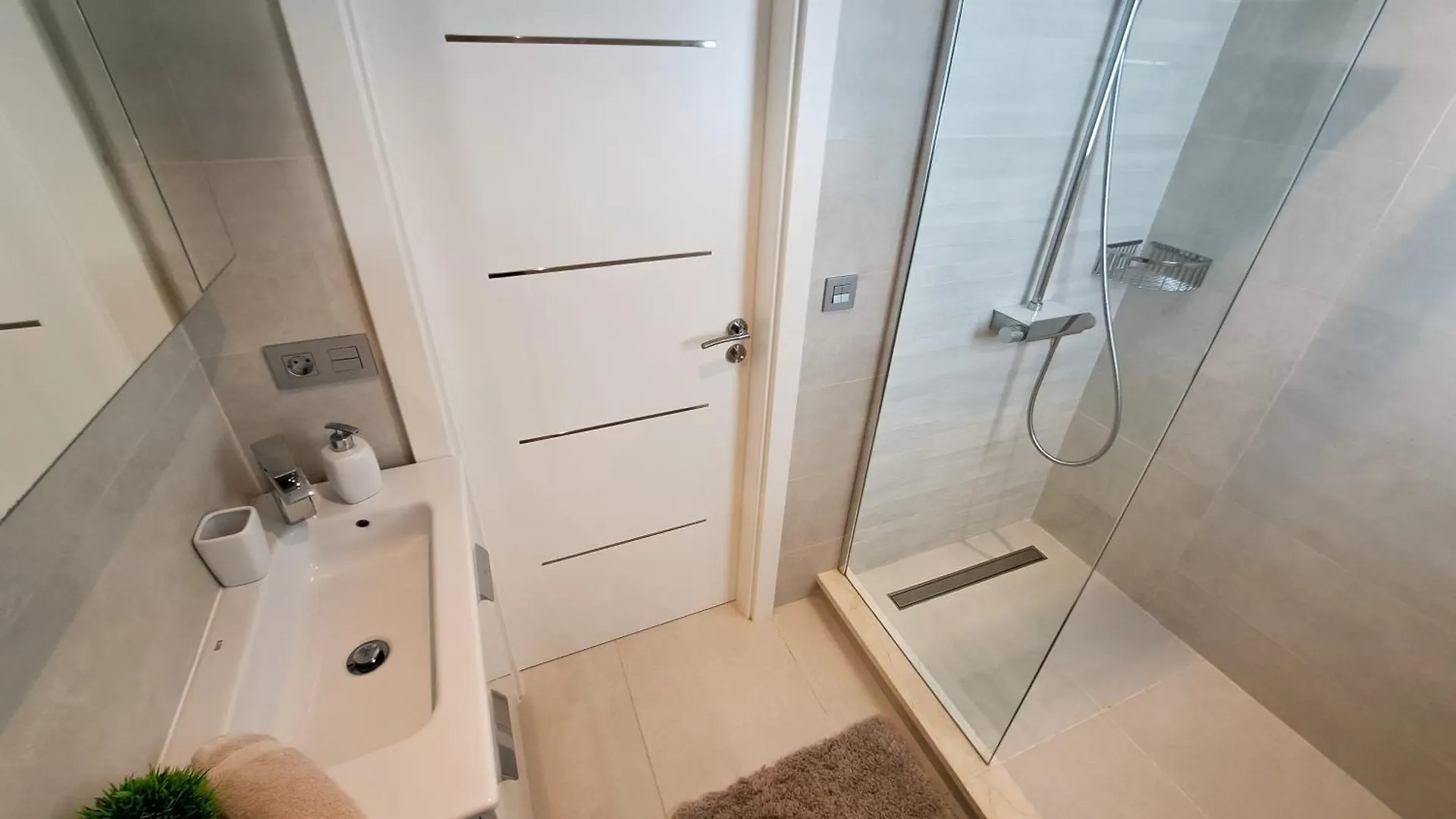 אדחה Azure Sky Villa - Panoramic Ocean View, Luxury, San Eugenio 0*,